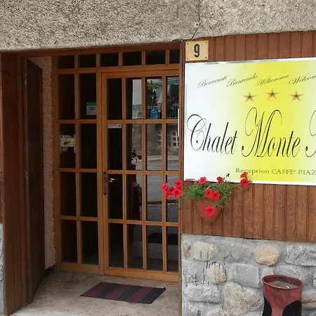 蒙特尼比尔斯小屋酒店 酒店 维纳迪奥